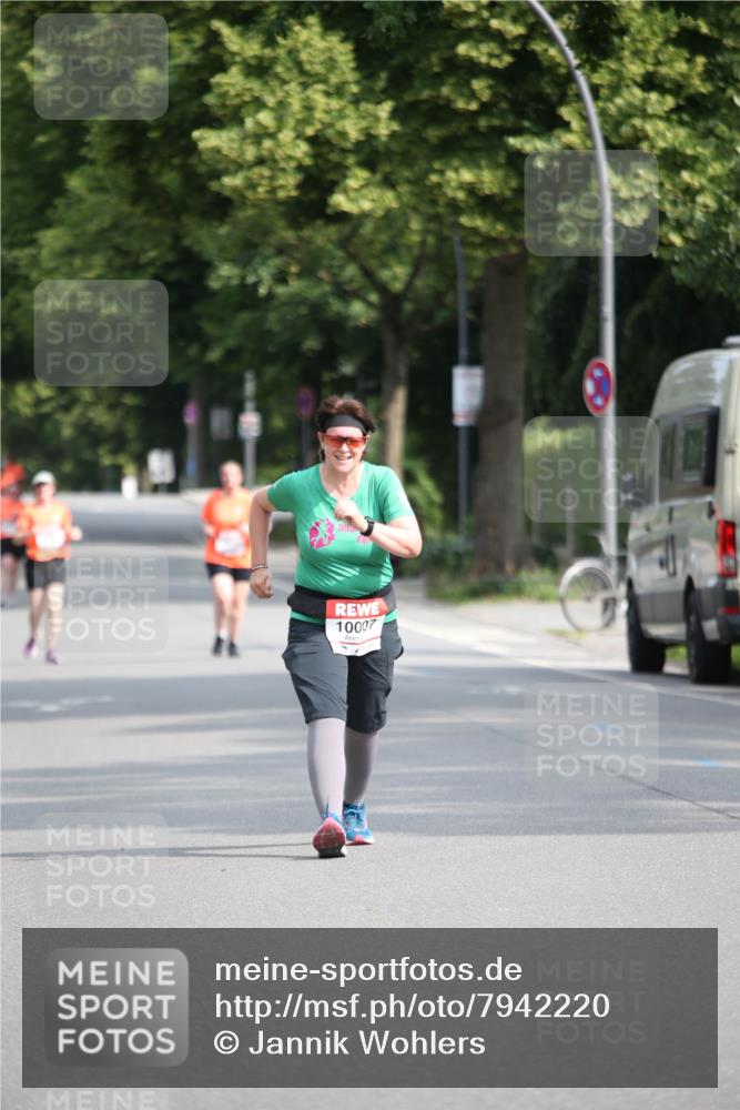 15.06.2025 - REWE Women's Run Jannik Wohlers http://msf.ph/oto/7942220 15.06.2025 09:59:59 Laufen 10007 meine-sportfotos.de