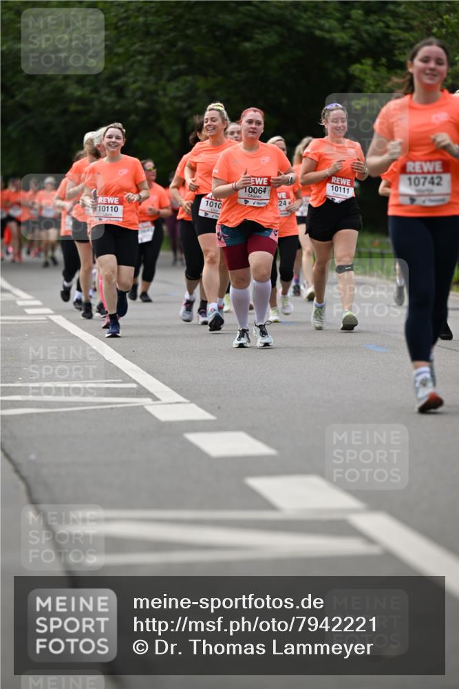 15.06.2025 - REWE Women's Run Dr. Thomas Lammeyer http://msf.ph/oto/7942221 15.06.2025 09:21:33 Laufen 1010, 10110, 3, 10064, 24, 10111, 10742 meine-sportfotos.de