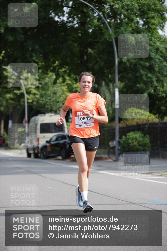 15.06.2025 - REWE Women's Run Jannik Wohlers http://msf.ph/oto/7942273 15.06.2025 08:46:40 Laufen 10849 meine-sportfotos.de