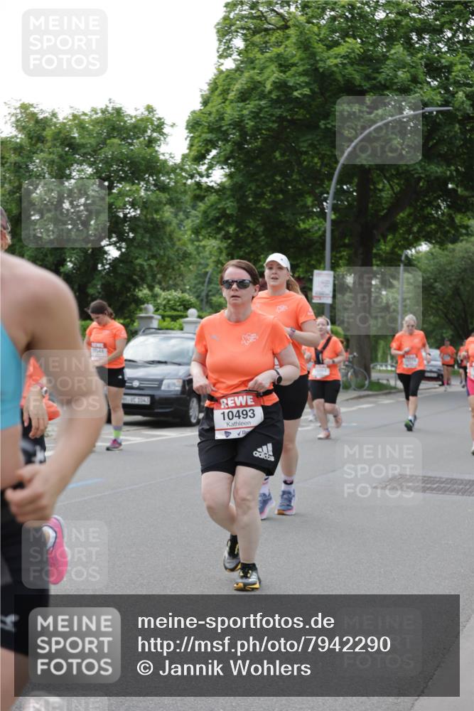 15.06.2025 - REWE Women's Run Jannik Wohlers http://msf.ph/oto/7942290 15.06.2025 08:28:35 Laufen 1944, 10493 meine-sportfotos.de