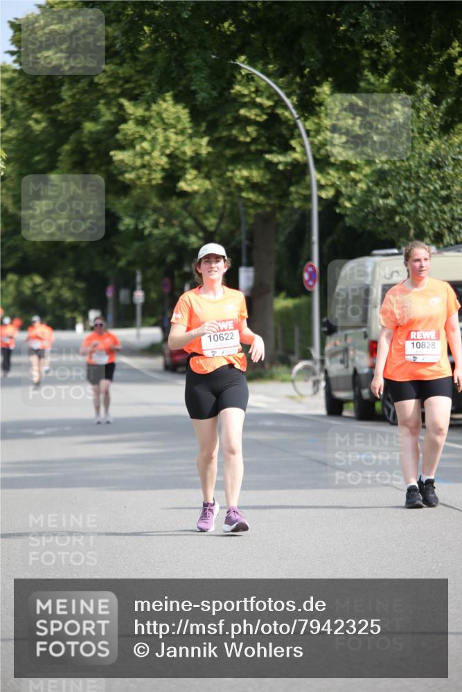 15.06.2025 - REWE Women's Run Jannik Wohlers http://msf.ph/oto/7942325 15.06.2025 10:00:14 Laufen 10622, 10828 meine-sportfotos.de