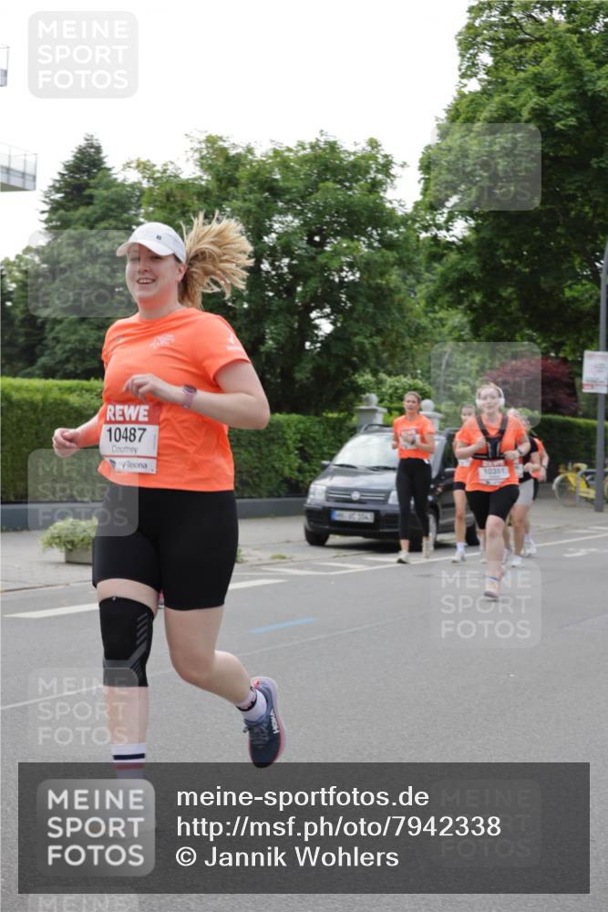 15.06.2025 - REWE Women's Run Jannik Wohlers http://msf.ph/oto/7942338 15.06.2025 08:28:37 Laufen 10487, 2043, 10351 meine-sportfotos.de
