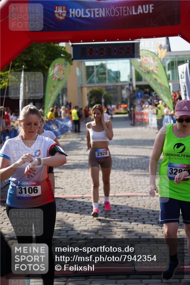 13.06.2025 - Holstenköstenlauf Felixshl http://msf.ph/oto/7942354 13.06.2025 18:08:01 Laufen 2335, 2647, 2922, 2928, 3106, 3243, 3283, 3747 meine-sportfotos.de
