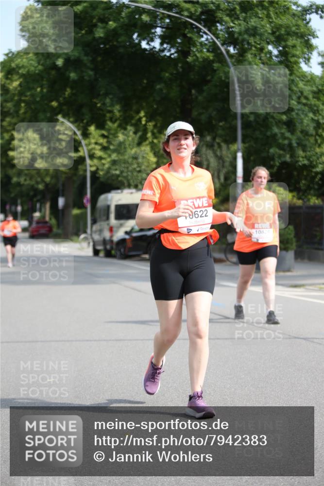 15.06.2025 - REWE Women's Run Jannik Wohlers http://msf.ph/oto/7942383 15.06.2025 10:00:19 Laufen 622 meine-sportfotos.de