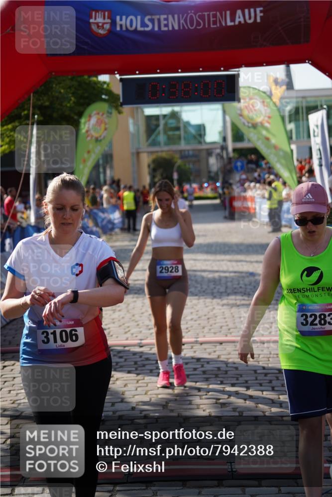 13.06.2025 - Holstenköstenlauf Felixshl http://msf.ph/oto/7942388 13.06.2025 18:08:01 Laufen 2335, 2647, 2922, 2928, 3106, 3243, 3283, 3747 meine-sportfotos.de