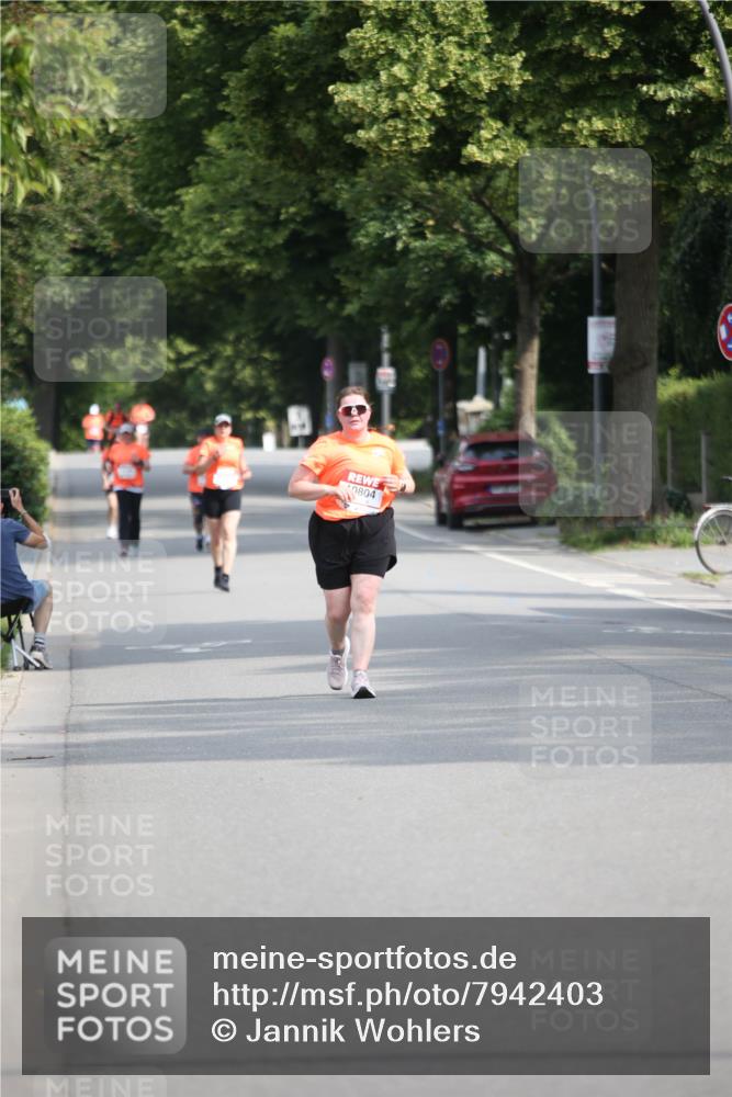 15.06.2025 - REWE Women's Run Jannik Wohlers http://msf.ph/oto/7942403 15.06.2025 10:00:20 Laufen 0804 meine-sportfotos.de
