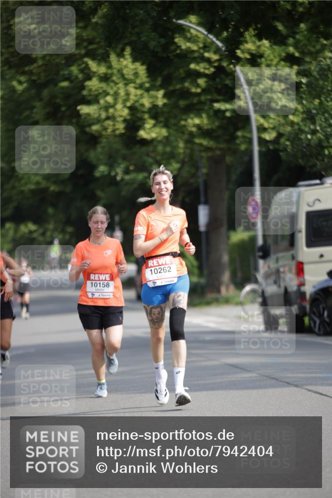 15.06.2025 - REWE Women's Run Jannik Wohlers http://msf.ph/oto/7942404 15.06.2025 08:46:42 Laufen 10158, 10262 meine-sportfotos.de