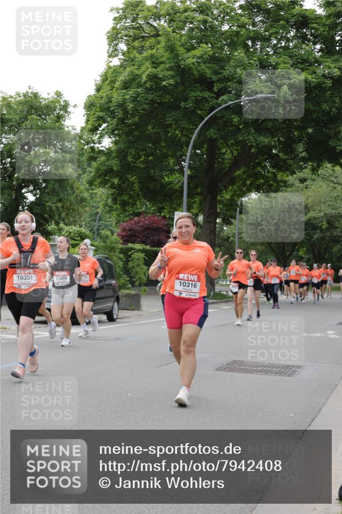15.06.2025 - REWE Women's Run Jannik Wohlers http://msf.ph/oto/7942408 15.06.2025 08:28:38 Laufen 10351, 10806, 10, 13, 10316 meine-sportfotos.de