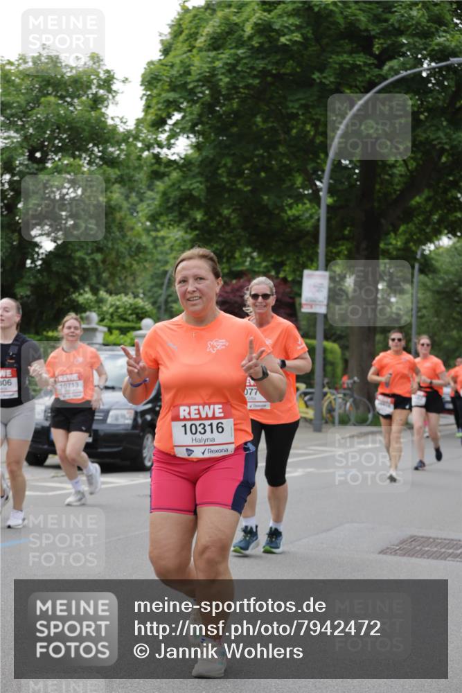 15.06.2025 - REWE Women's Run Jannik Wohlers http://msf.ph/oto/7942472 15.06.2025 08:28:39 Laufen 806, 10713, 10316, 077 meine-sportfotos.de