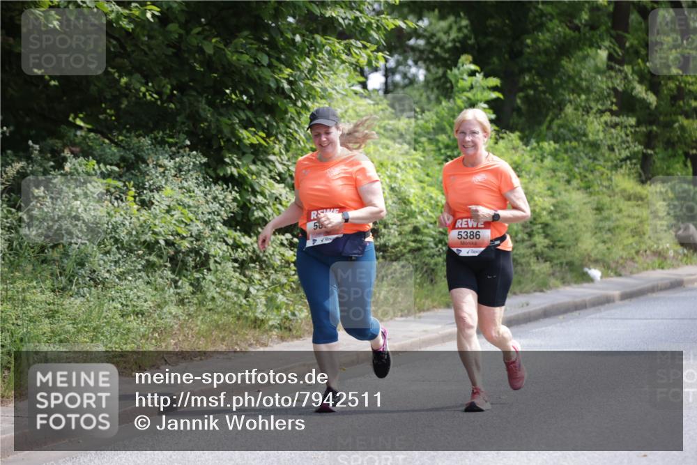 15.06.2025 - REWE Women's Run Jannik Wohlers http://msf.ph/oto/7942511 15.06.2025 10:15:57 Laufen 50, 5386 meine-sportfotos.de