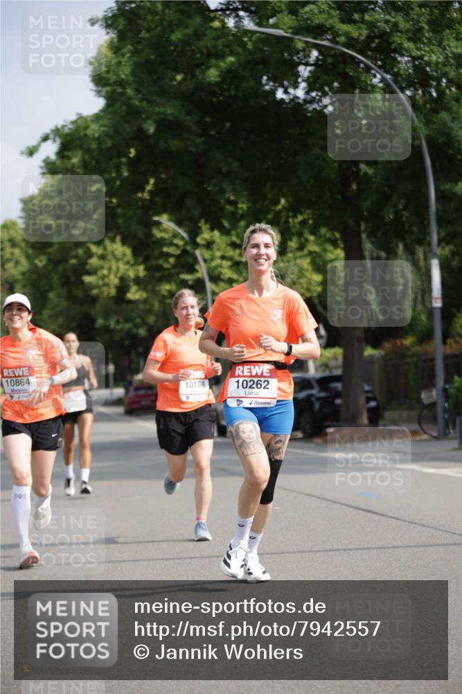 15.06.2025 - REWE Women's Run Jannik Wohlers http://msf.ph/oto/7942557 15.06.2025 08:46:45 Laufen 10864, 10158, 10262 meine-sportfotos.de