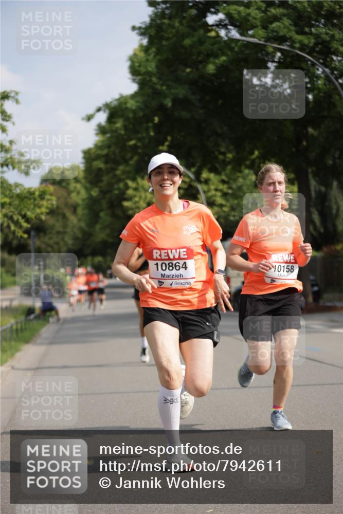 15.06.2025 - REWE Women's Run Jannik Wohlers http://msf.ph/oto/7942611 15.06.2025 08:46:47 Laufen 10864, 10158 meine-sportfotos.de