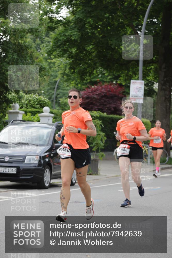 15.06.2025 - REWE Women's Run Jannik Wohlers http://msf.ph/oto/7942639 15.06.2025 08:28:42 Laufen 1043, 0418, 10682 meine-sportfotos.de