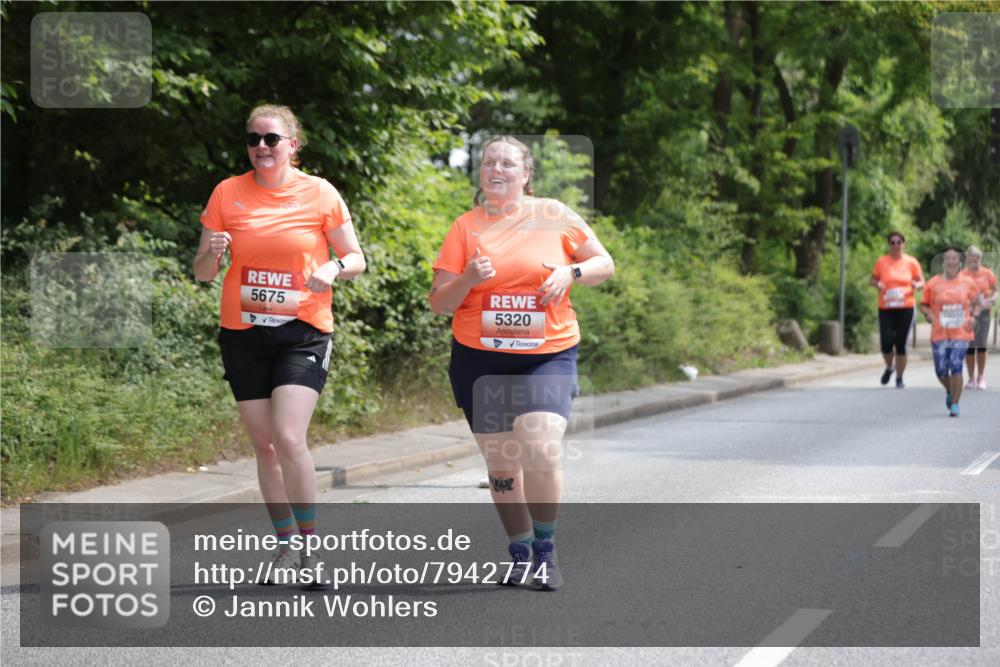 15.06.2025 - REWE Women's Run Jannik Wohlers http://msf.ph/oto/7942774 15.06.2025 10:16:14 Laufen 5675, 5320, 16331 meine-sportfotos.de