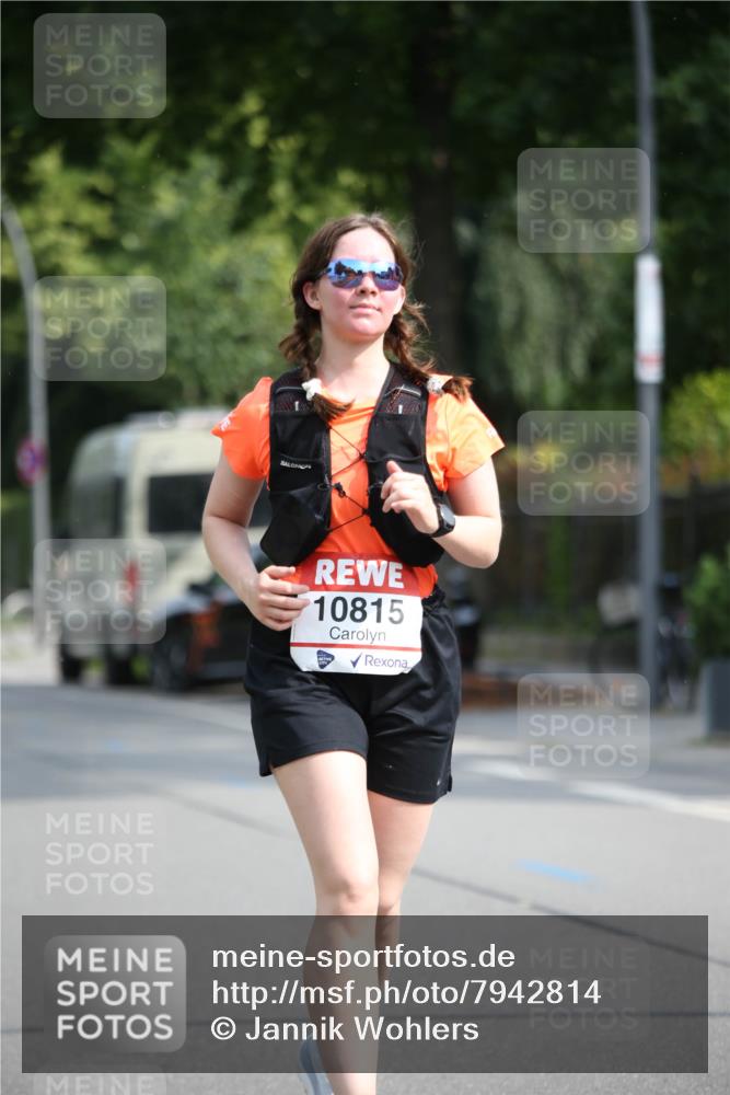 15.06.2025 - REWE Women's Run Jannik Wohlers http://msf.ph/oto/7942814 15.06.2025 10:01:00 Laufen 10815 meine-sportfotos.de