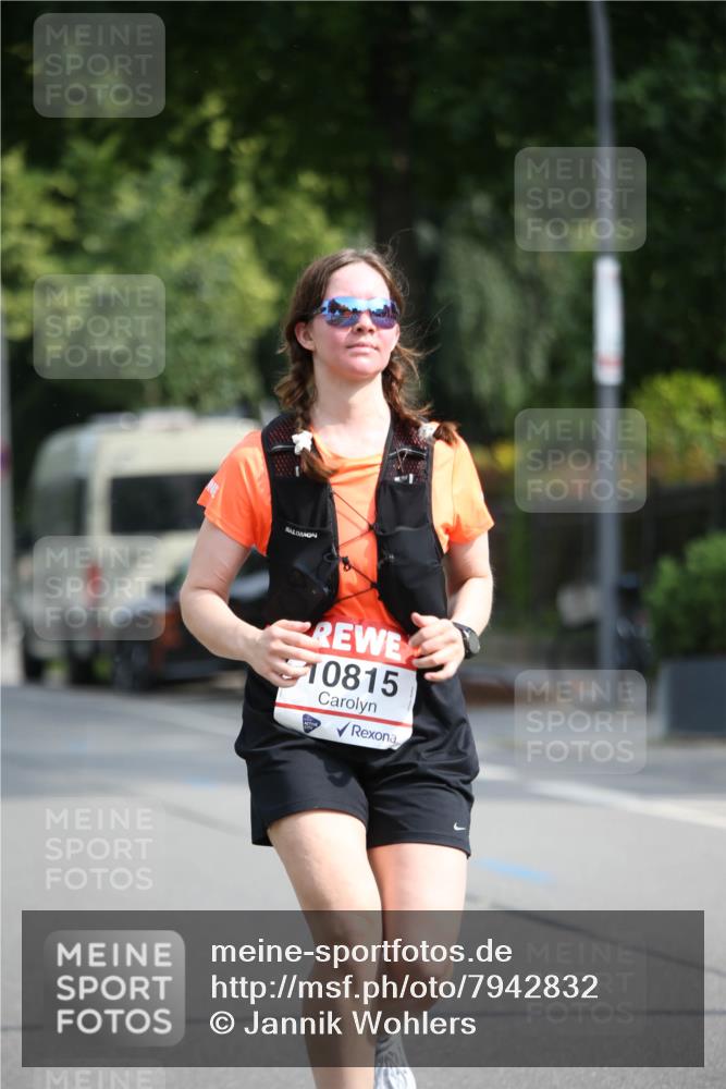 15.06.2025 - REWE Women's Run Jannik Wohlers http://msf.ph/oto/7942832 15.06.2025 10:01:00 Laufen 10815 meine-sportfotos.de