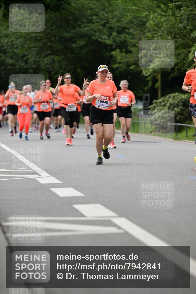15.06.2025 - REWE Women's Run Dr. Thomas Lammeyer http://msf.ph/oto/7942841 15.06.2025 09:21:50 Laufen 10846 meine-sportfotos.de