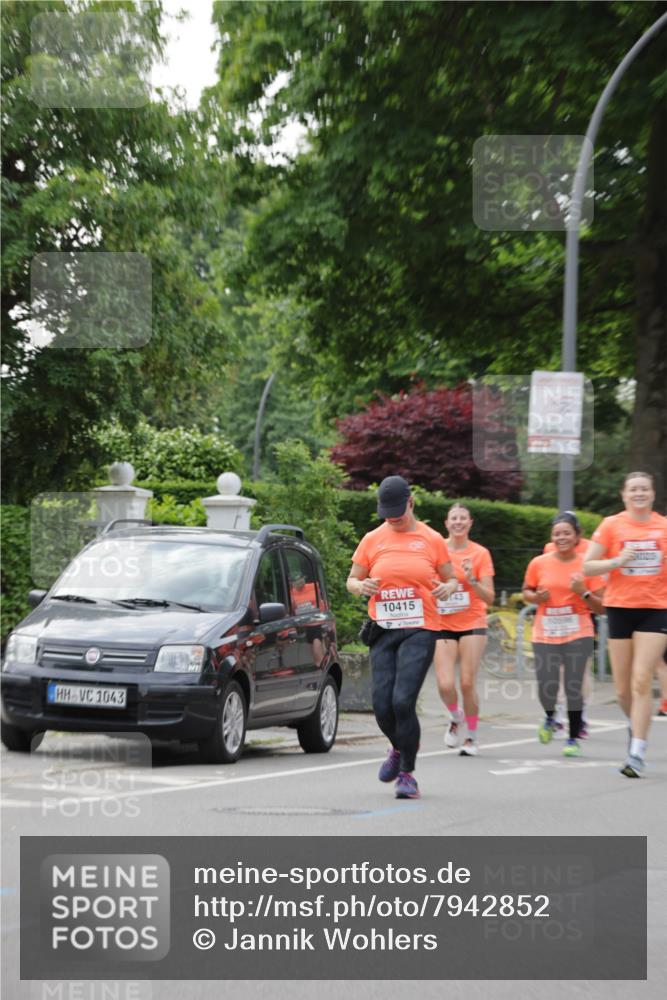 15.06.2025 - REWE Women's Run Jannik Wohlers http://msf.ph/oto/7942852 15.06.2025 08:28:45 Laufen 1043, 143, 10415 meine-sportfotos.de