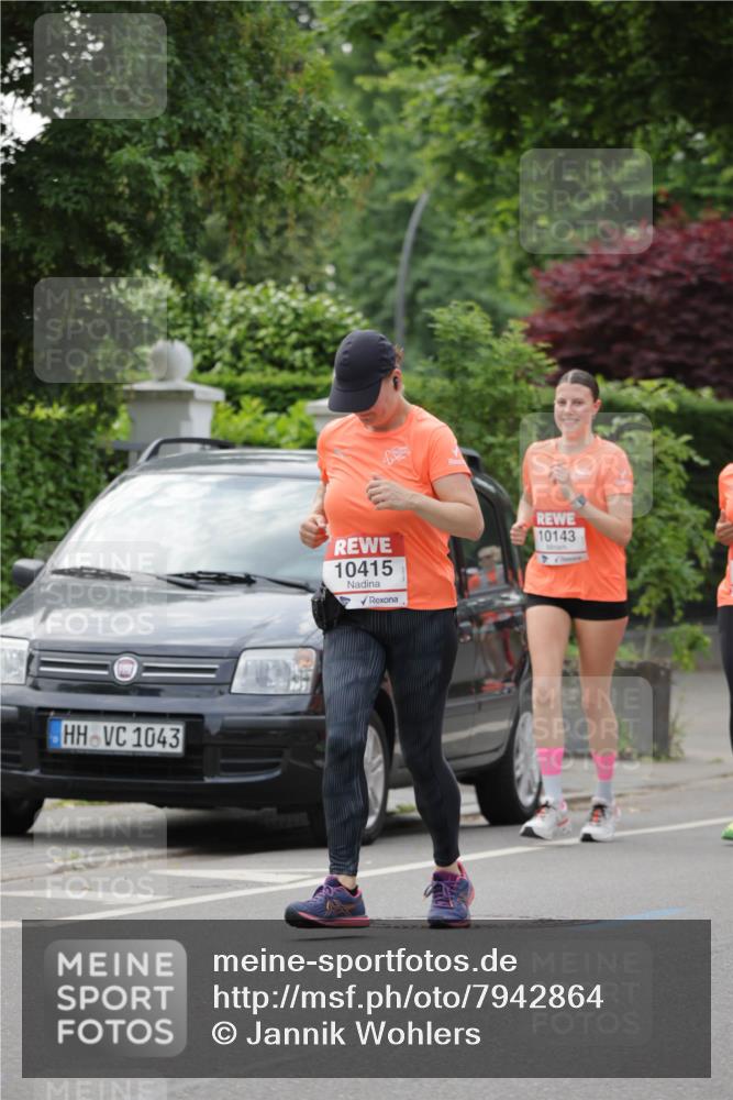 15.06.2025 - REWE Women's Run Jannik Wohlers http://msf.ph/oto/7942864 15.06.2025 08:28:46 Laufen 1043, 10415, 10143 meine-sportfotos.de