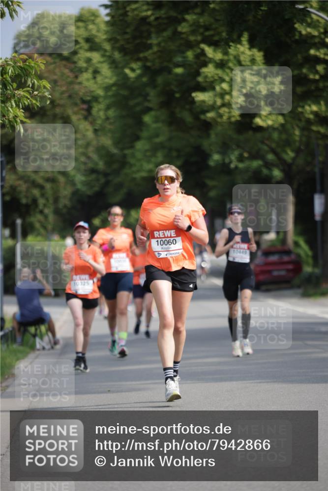 15.06.2025 - REWE Women's Run Jannik Wohlers http://msf.ph/oto/7942866 15.06.2025 08:46:55 Laufen 10325, 10030, 10060, 10449 meine-sportfotos.de