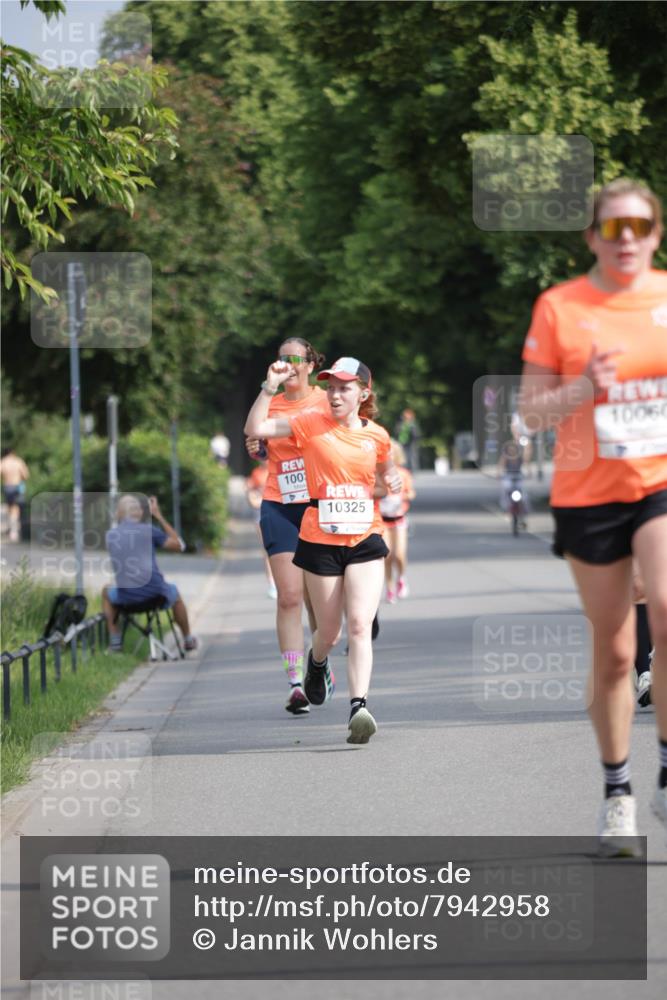 15.06.2025 - REWE Women's Run Jannik Wohlers http://msf.ph/oto/7942958 15.06.2025 08:46:57 Laufen 100, 10325, 10060 meine-sportfotos.de