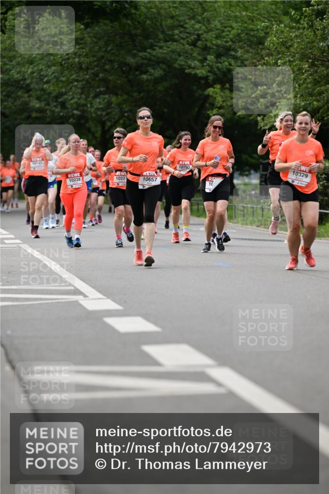 15.06.2025 - REWE Women's Run Dr. Thomas Lammeyer http://msf.ph/oto/7942973 15.06.2025 09:21:52 Laufen 10228, 10657, 10329 meine-sportfotos.de