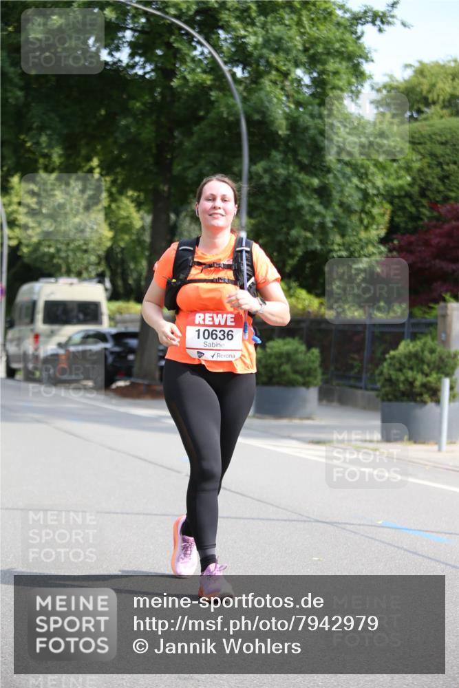 15.06.2025 - REWE Women's Run Jannik Wohlers http://msf.ph/oto/7942979 15.06.2025 10:01:19 Laufen 10636 meine-sportfotos.de