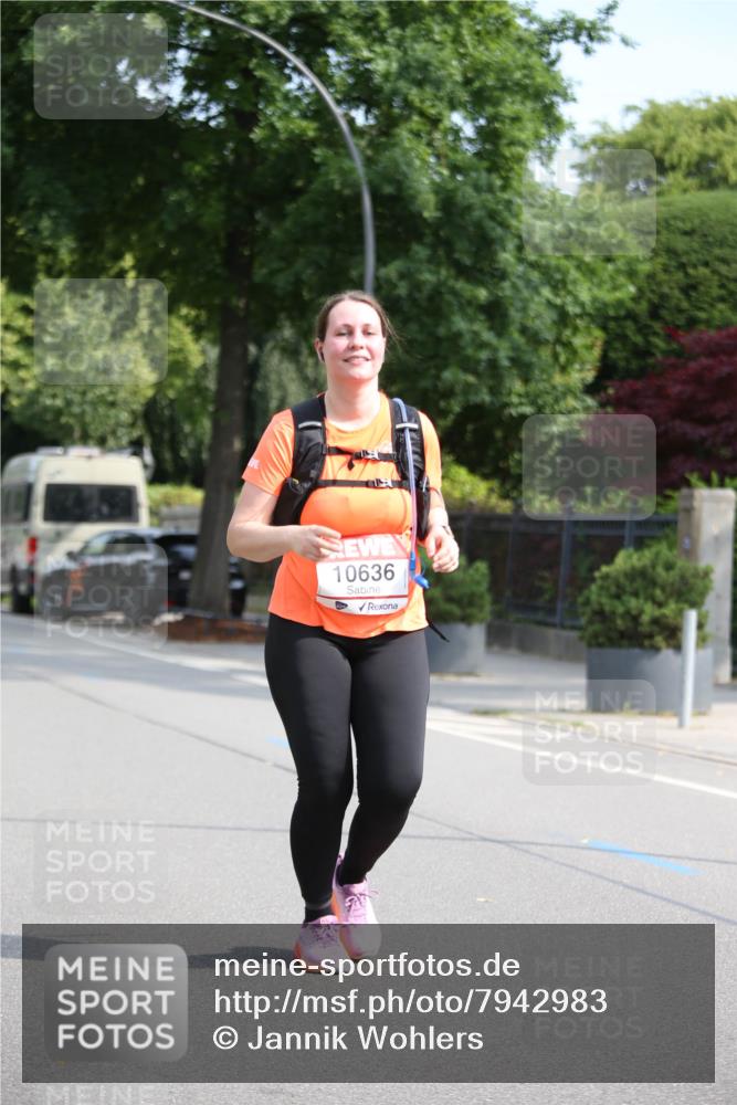 15.06.2025 - REWE Women's Run Jannik Wohlers http://msf.ph/oto/7942983 15.06.2025 10:01:19 Laufen 10636 meine-sportfotos.de