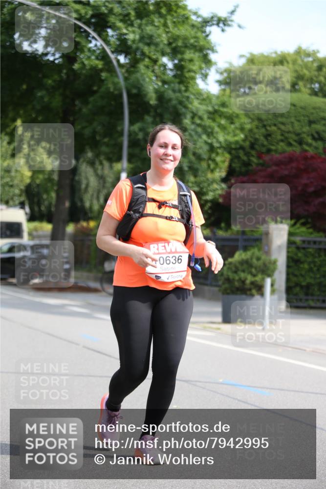 15.06.2025 - REWE Women's Run Jannik Wohlers http://msf.ph/oto/7942995 15.06.2025 10:01:20 Laufen 0636 meine-sportfotos.de
