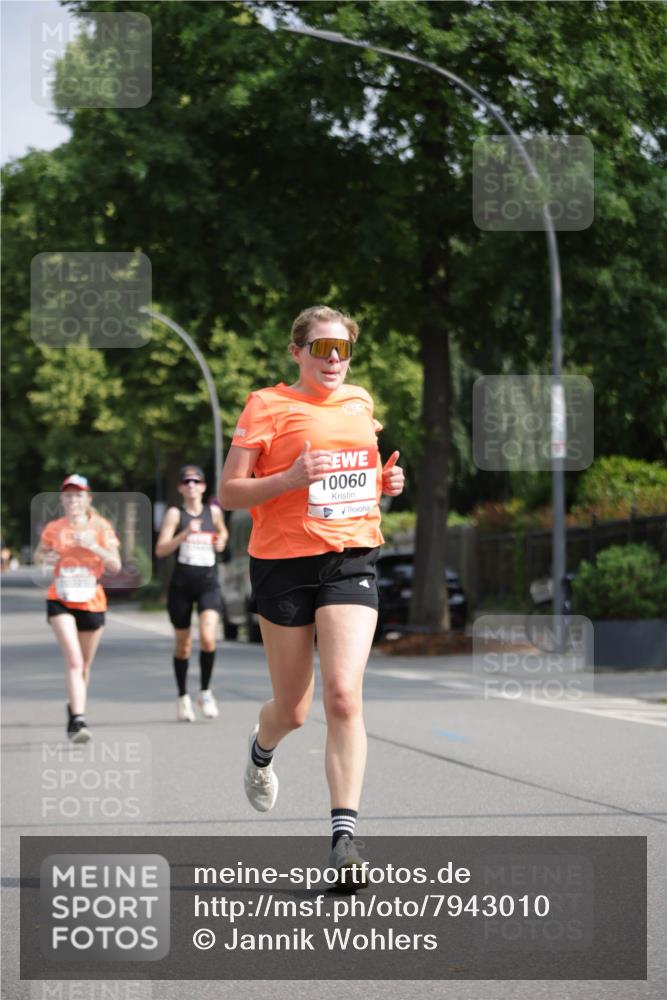 15.06.2025 - REWE Women's Run Jannik Wohlers http://msf.ph/oto/7943010 15.06.2025 08:46:59 Laufen 10060 meine-sportfotos.de