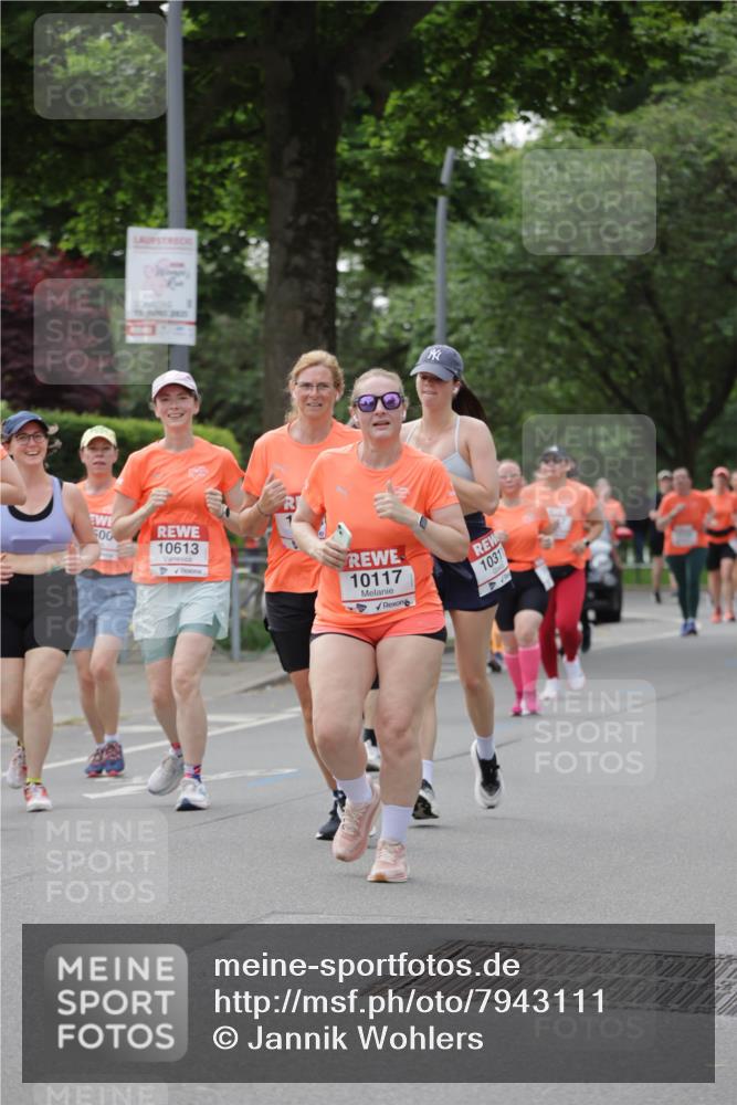 15.06.2025 - REWE Women's Run Jannik Wohlers http://msf.ph/oto/7943111 15.06.2025 08:28:52 Laufen 10613, 10117, 10311 meine-sportfotos.de