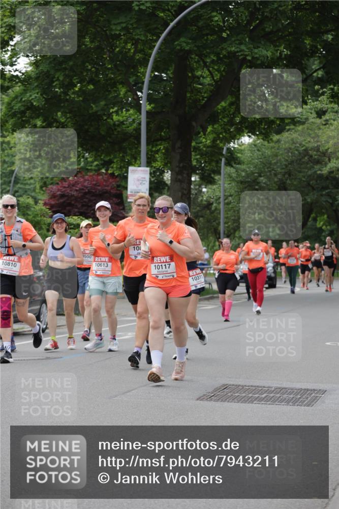 15.06.2025 - REWE Women's Run Jannik Wohlers http://msf.ph/oto/7943211 15.06.2025 08:28:52 Laufen 10810, 1500, 10613, 10, 10117, 10311 meine-sportfotos.de