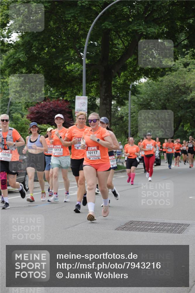 15.06.2025 - REWE Women's Run Jannik Wohlers http://msf.ph/oto/7943216 15.06.2025 08:28:52 Laufen 10810, 15, 2825, 0, 0500, 10613, 10117, 1031, 10587 meine-sportfotos.de