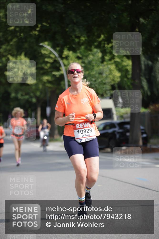 15.06.2025 - REWE Women's Run Jannik Wohlers http://msf.ph/oto/7943218 15.06.2025 08:47:05 Laufen 10829 meine-sportfotos.de