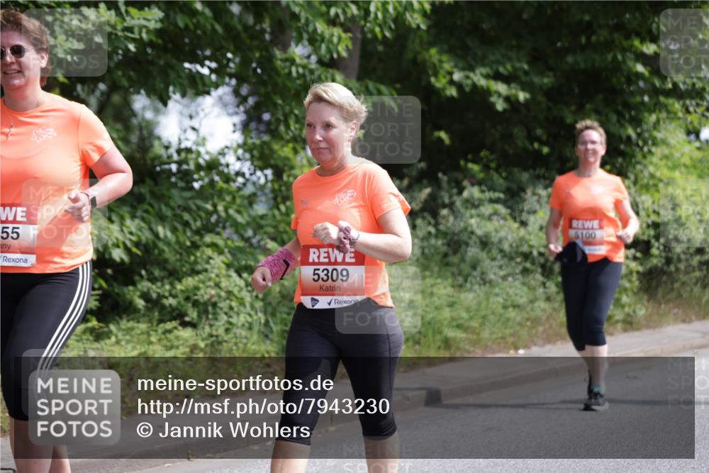 15.06.2025 - REWE Women's Run Jannik Wohlers http://msf.ph/oto/7943230 15.06.2025 10:16:29 Laufen 55, 5309, 5100 meine-sportfotos.de