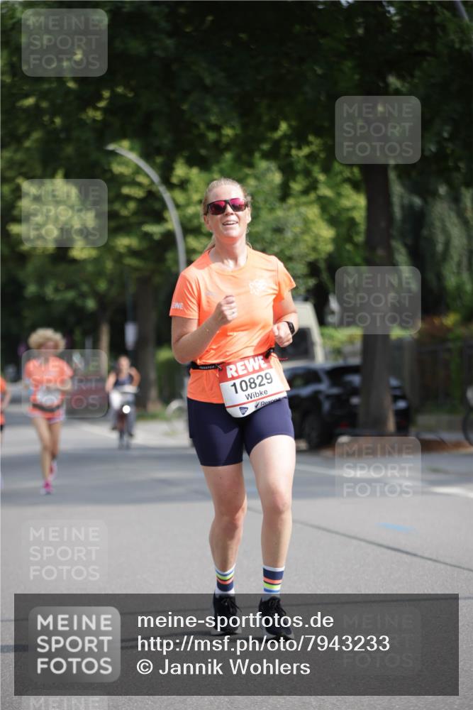15.06.2025 - REWE Women's Run Jannik Wohlers http://msf.ph/oto/7943233 15.06.2025 08:47:06 Laufen 10829 meine-sportfotos.de
