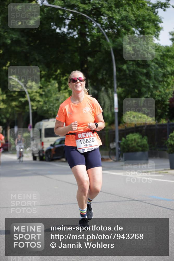 15.06.2025 - REWE Women's Run Jannik Wohlers http://msf.ph/oto/7943268 15.06.2025 08:47:06 Laufen 10829 meine-sportfotos.de