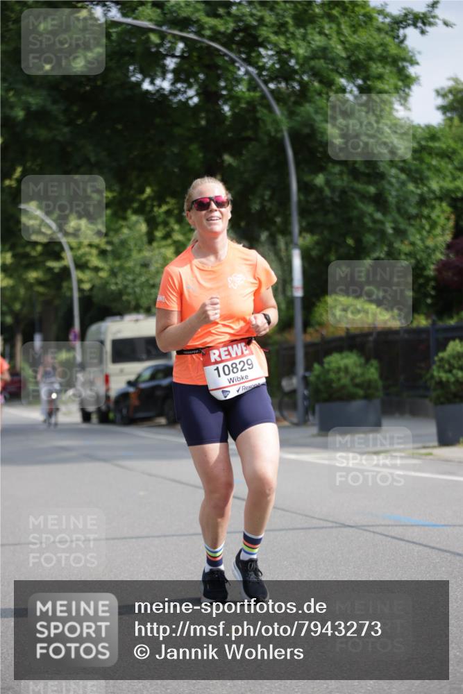 15.06.2025 - REWE Women's Run Jannik Wohlers http://msf.ph/oto/7943273 15.06.2025 08:47:06 Laufen 10829 meine-sportfotos.de