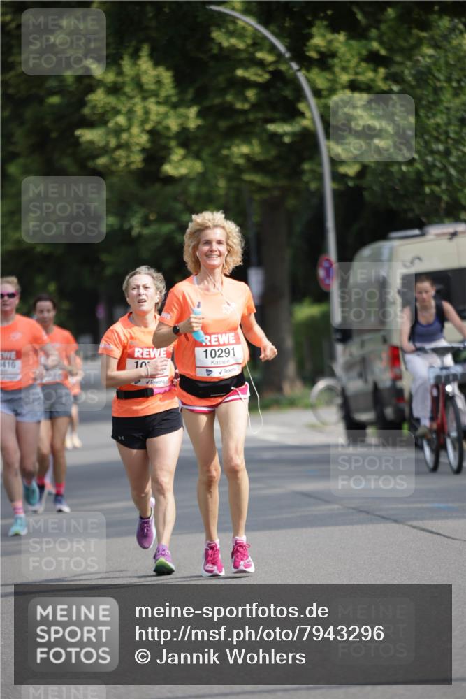 15.06.2025 - REWE Women's Run Jannik Wohlers http://msf.ph/oto/7943296 15.06.2025 08:47:08 Laufen 10291, 410, 10 meine-sportfotos.de