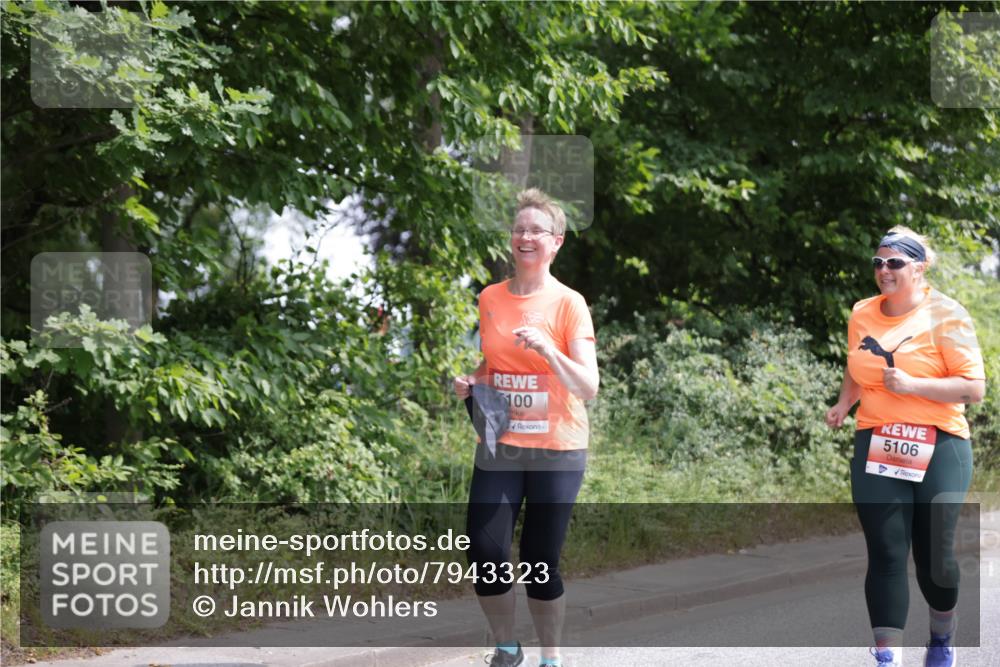 15.06.2025 - REWE Women's Run Jannik Wohlers http://msf.ph/oto/7943323 15.06.2025 10:16:31 Laufen 100, 5106 meine-sportfotos.de