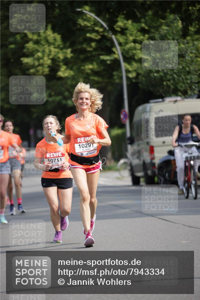 15.06.2025 - REWE Women's Run Jannik Wohlers http://msf.ph/oto/7943334 15.06.2025 08:47:09 Laufen 10711, 1029 meine-sportfotos.de
