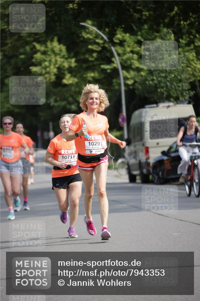 15.06.2025 - REWE Women's Run Jannik Wohlers http://msf.ph/oto/7943353 15.06.2025 08:47:09 Laufen 10416, 10711, 10291 meine-sportfotos.de