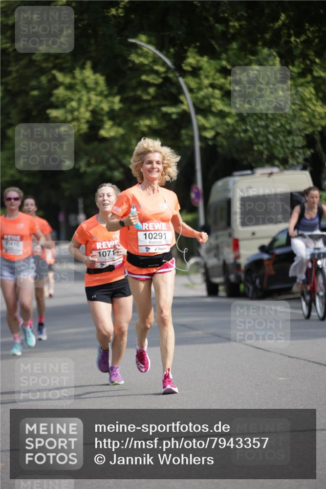 15.06.2025 - REWE Women's Run Jannik Wohlers http://msf.ph/oto/7943357 15.06.2025 08:47:09 Laufen 10410, 1071, 10291 meine-sportfotos.de