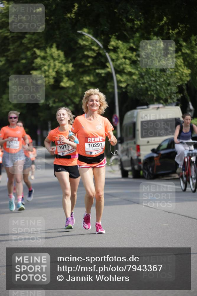 15.06.2025 - REWE Women's Run Jannik Wohlers http://msf.ph/oto/7943367 15.06.2025 08:47:09 Laufen 1071, 10291 meine-sportfotos.de