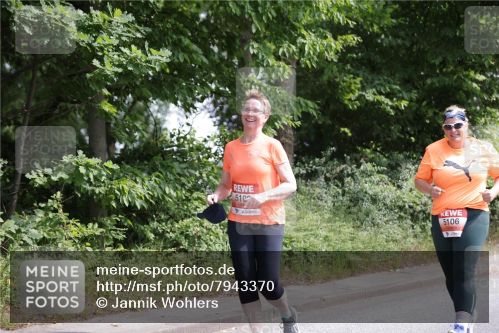 15.06.2025 - REWE Women's Run Jannik Wohlers http://msf.ph/oto/7943370 15.06.2025 10:16:32 Laufen 510, 5106 meine-sportfotos.de