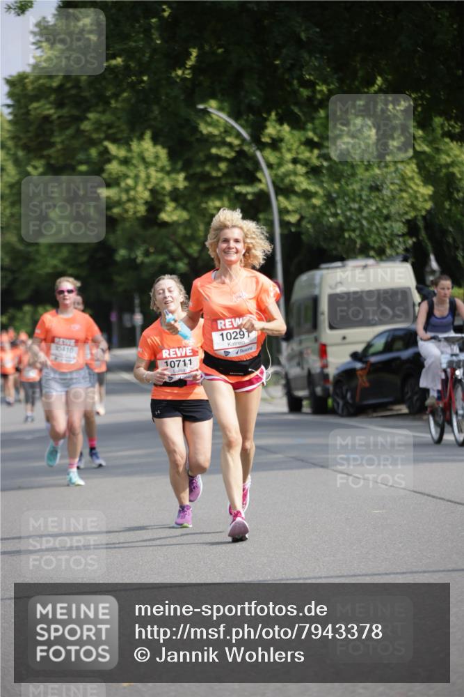 15.06.2025 - REWE Women's Run Jannik Wohlers http://msf.ph/oto/7943378 15.06.2025 08:47:09 Laufen 10291, 10711 meine-sportfotos.de