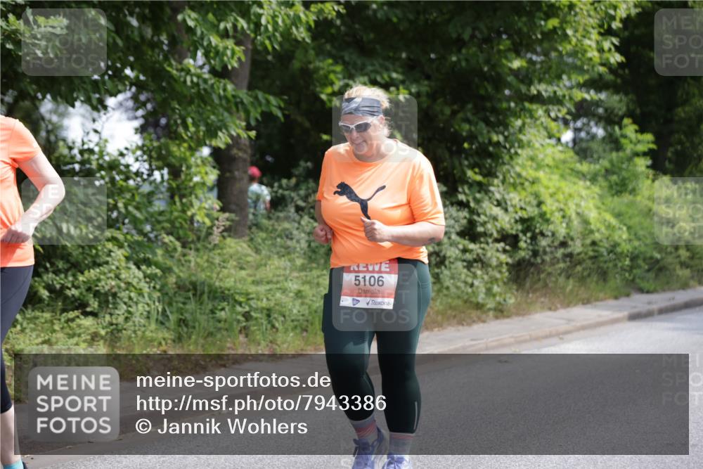 15.06.2025 - REWE Women's Run Jannik Wohlers http://msf.ph/oto/7943386 15.06.2025 10:16:33 Laufen 5106 meine-sportfotos.de