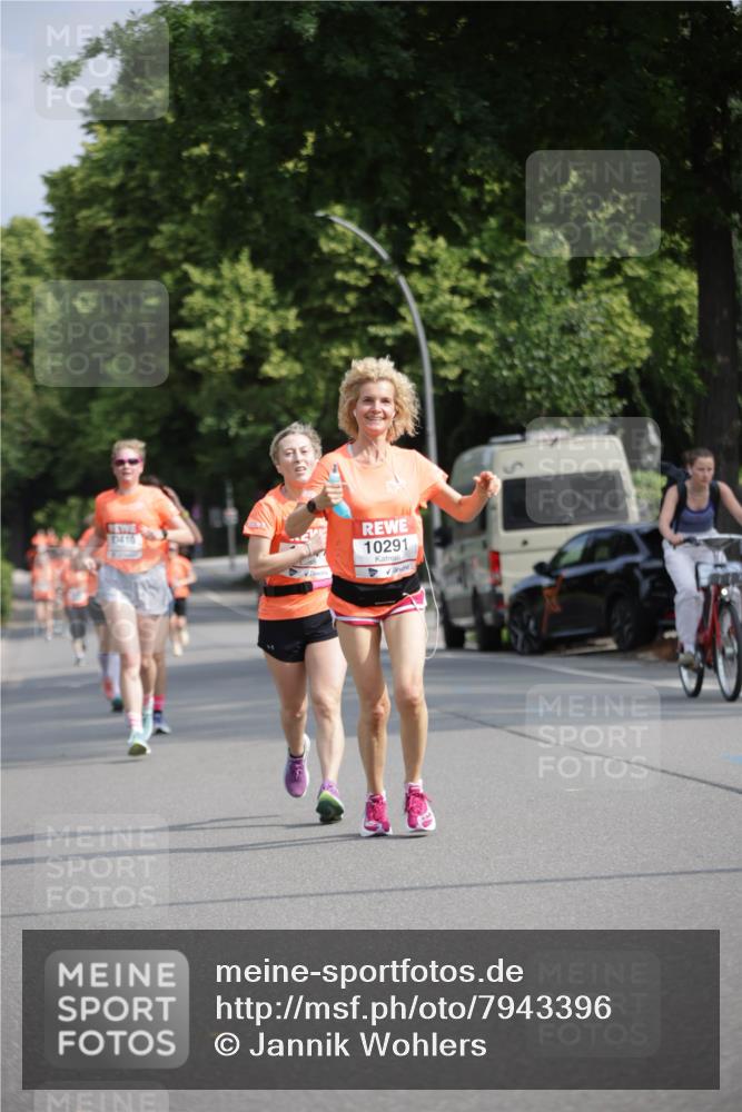 15.06.2025 - REWE Women's Run Jannik Wohlers http://msf.ph/oto/7943396 15.06.2025 08:47:10 Laufen 410, 10291 meine-sportfotos.de