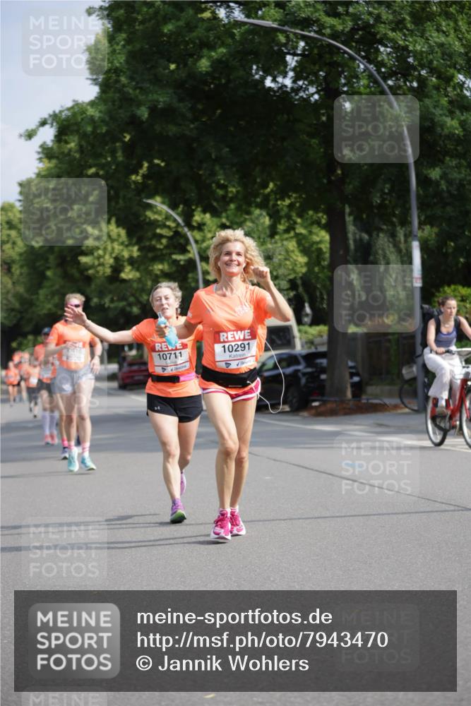 15.06.2025 - REWE Women's Run Jannik Wohlers http://msf.ph/oto/7943470 15.06.2025 08:47:11 Laufen 10711, 10291 meine-sportfotos.de