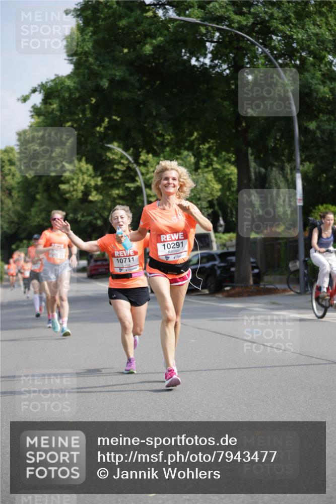 15.06.2025 - REWE Women's Run Jannik Wohlers http://msf.ph/oto/7943477 15.06.2025 08:47:11 Laufen 10711, 10291 meine-sportfotos.de